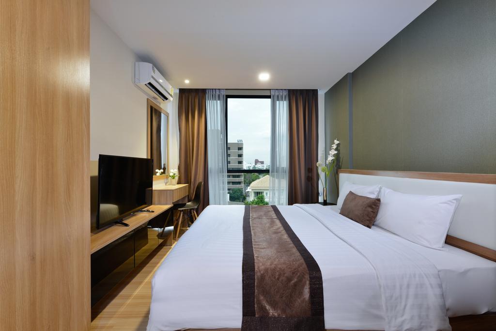 Ten Ekamai Suites By Aspira - Sha Certified 방콕 외부 사진